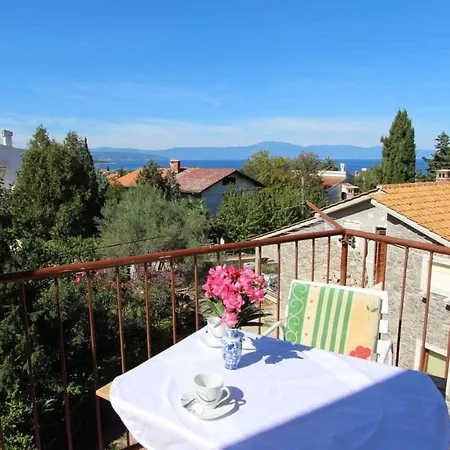 Tonica Guest house *