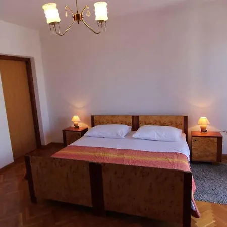 Guest house Tonica *