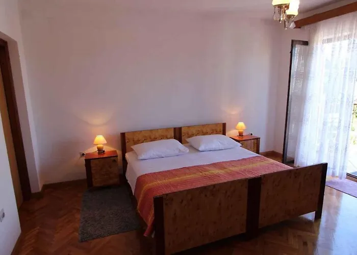 Guest house Tonica 3*
