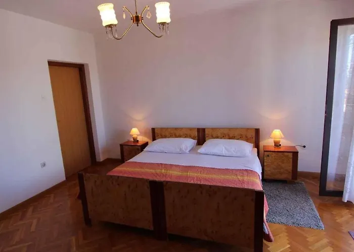 Guest house Tonica 3*